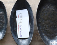 Load image into Gallery viewer, Nesting Oval Bowls
